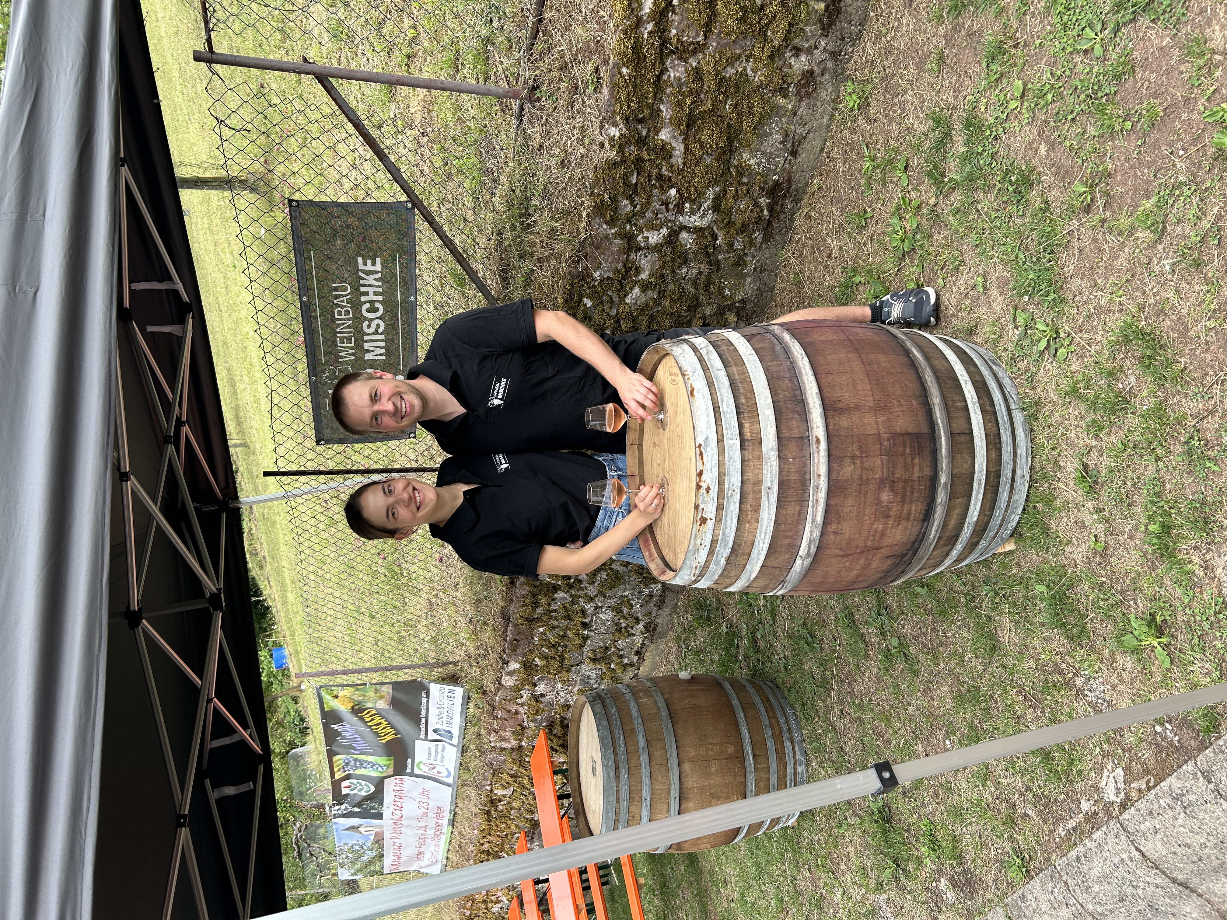 Familie Mischke im Weinberg